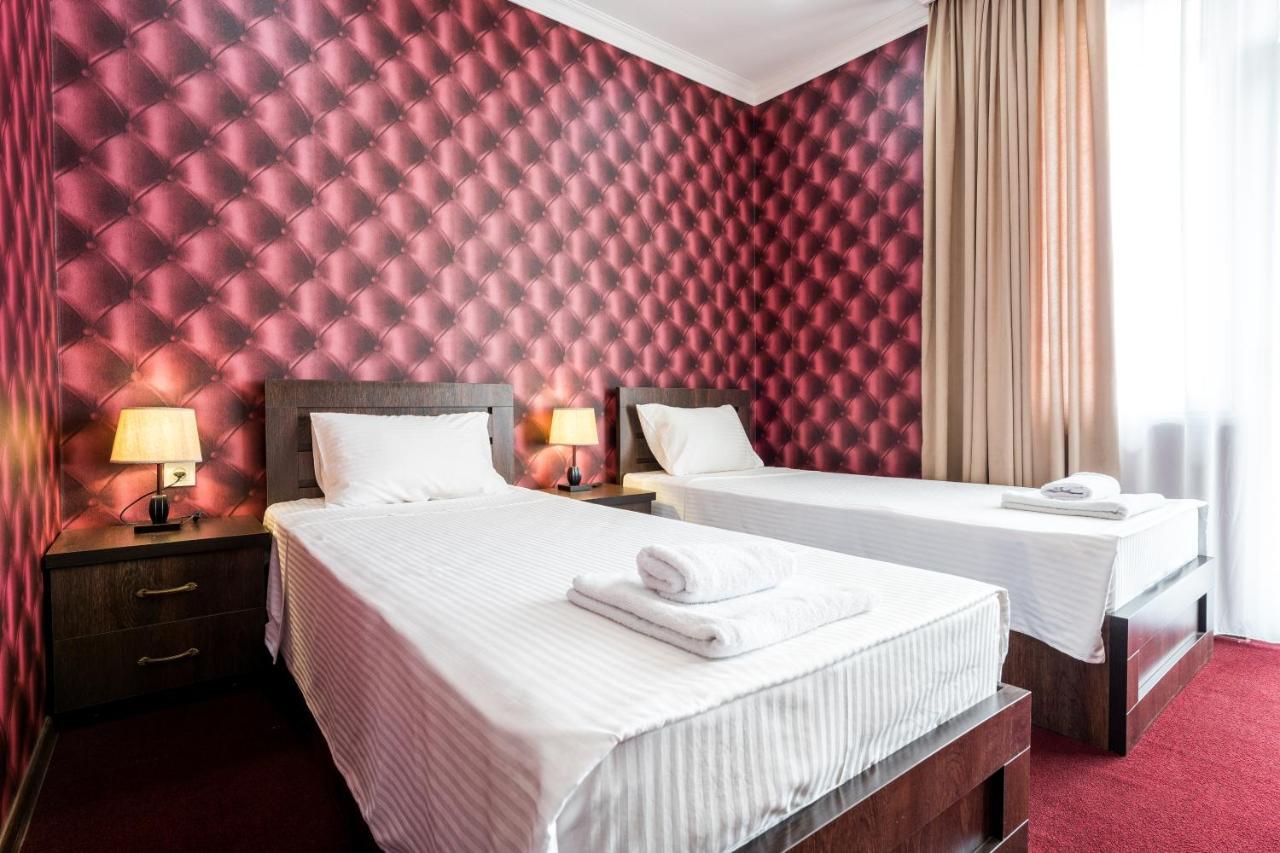 Georgian House Hotel Kutaiszi Kültér fotó