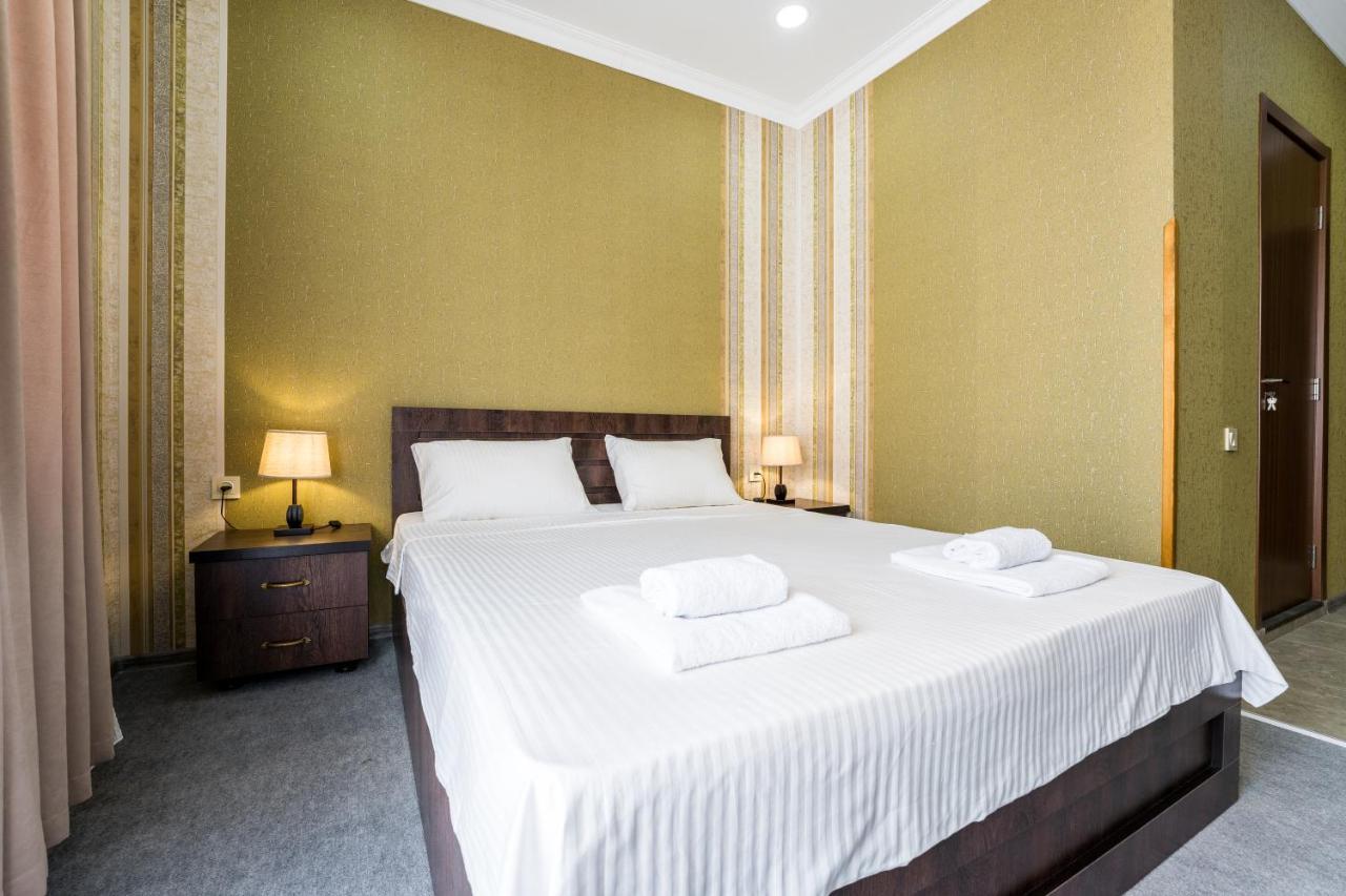 Georgian House Hotel Kutaiszi Kültér fotó