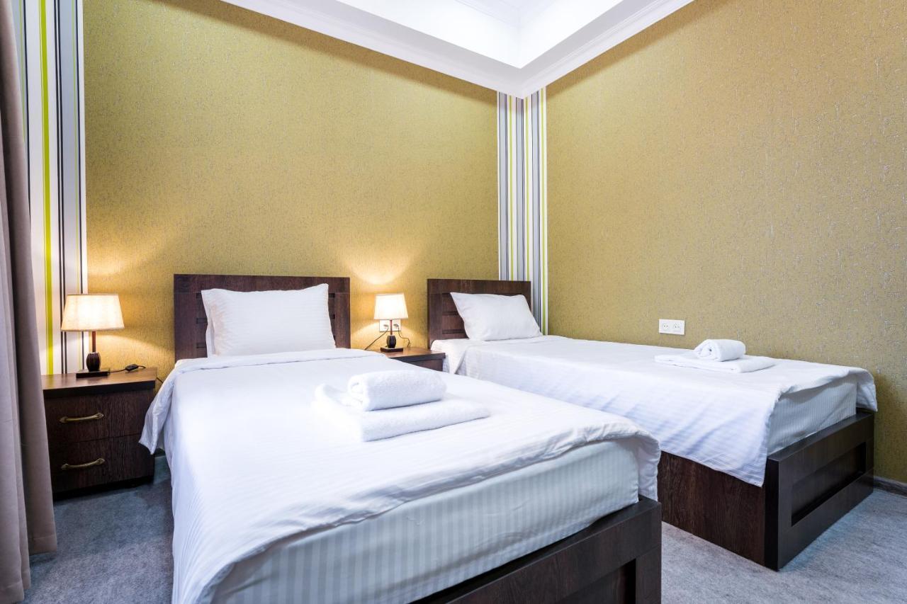 Georgian House Hotel Kutaiszi Kültér fotó