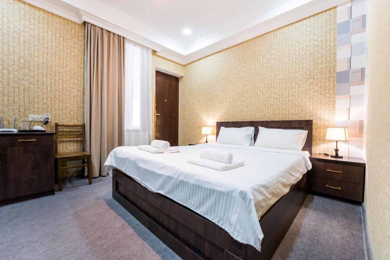 Georgian House Hotel Kutaiszi Kültér fotó