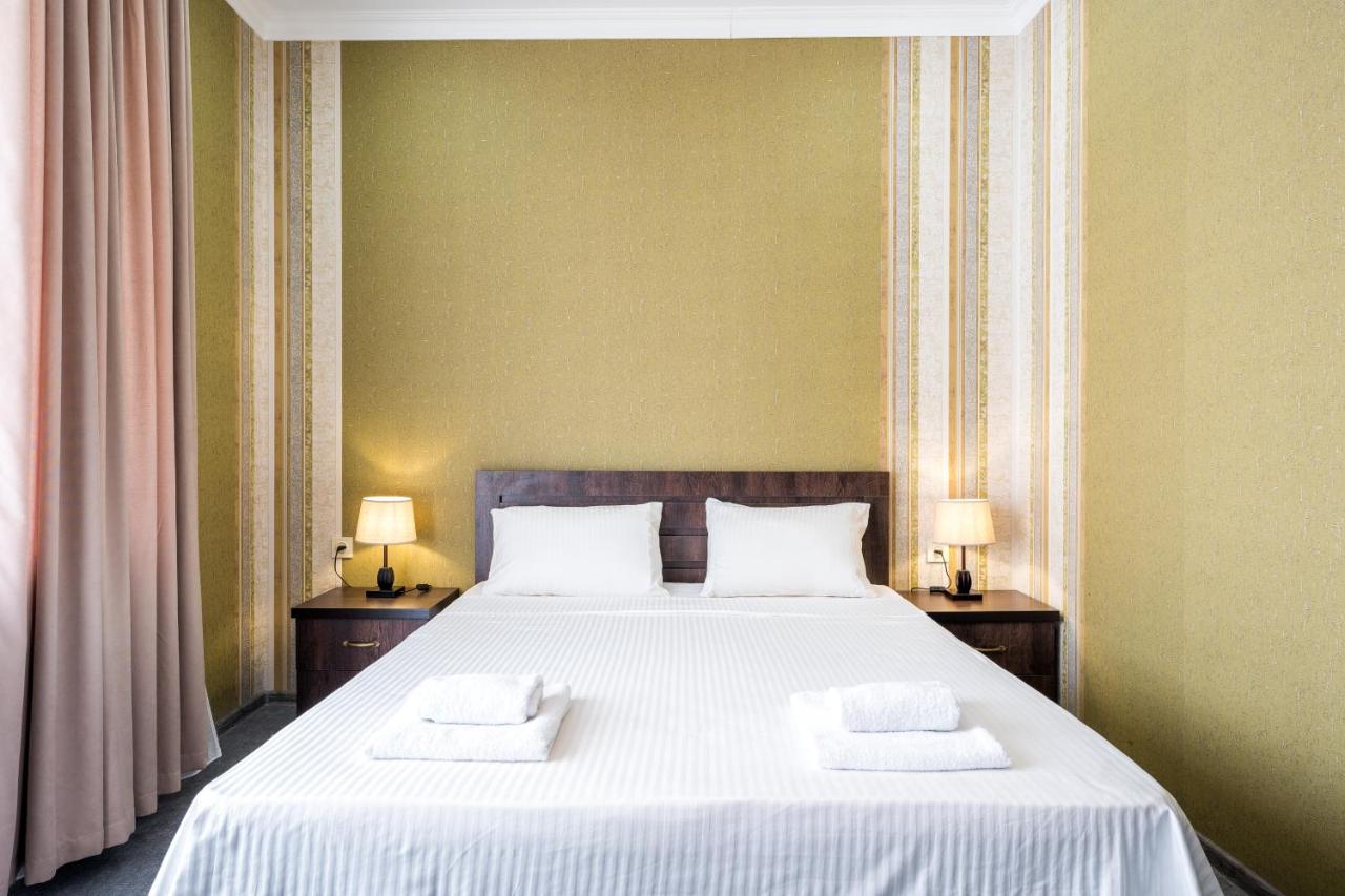 Georgian House Hotel Kutaiszi Kültér fotó