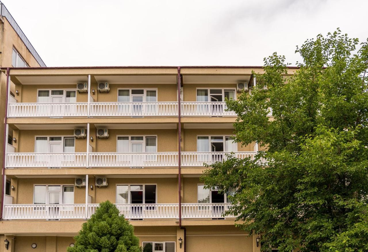 Georgian House Hotel Kutaiszi Kültér fotó
