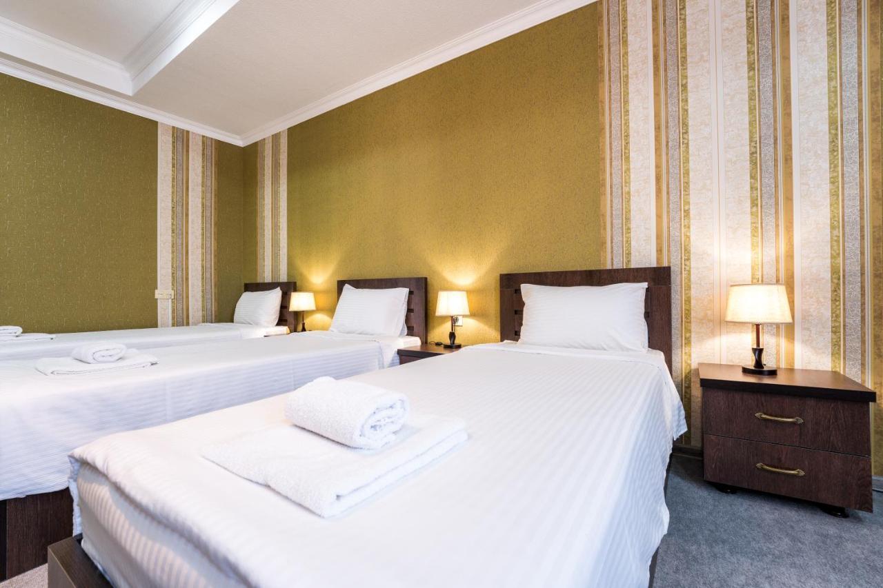 Georgian House Hotel Kutaiszi Kültér fotó