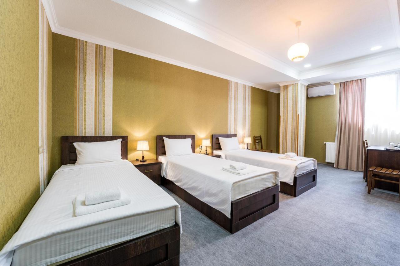 Georgian House Hotel Kutaiszi Kültér fotó