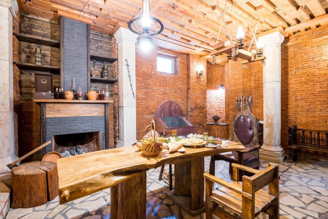 Georgian House Hotel Kutaiszi Kültér fotó
