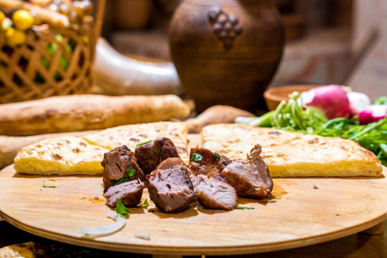 Georgian House Hotel Kutaiszi Kültér fotó